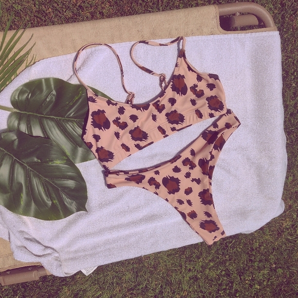 KENYA BIKINI - Picture 7 of 8